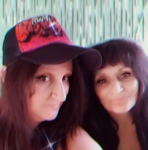 Meet your Posher, Debbie